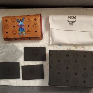 New Mcm Rabbit Medium Trifold Wallet